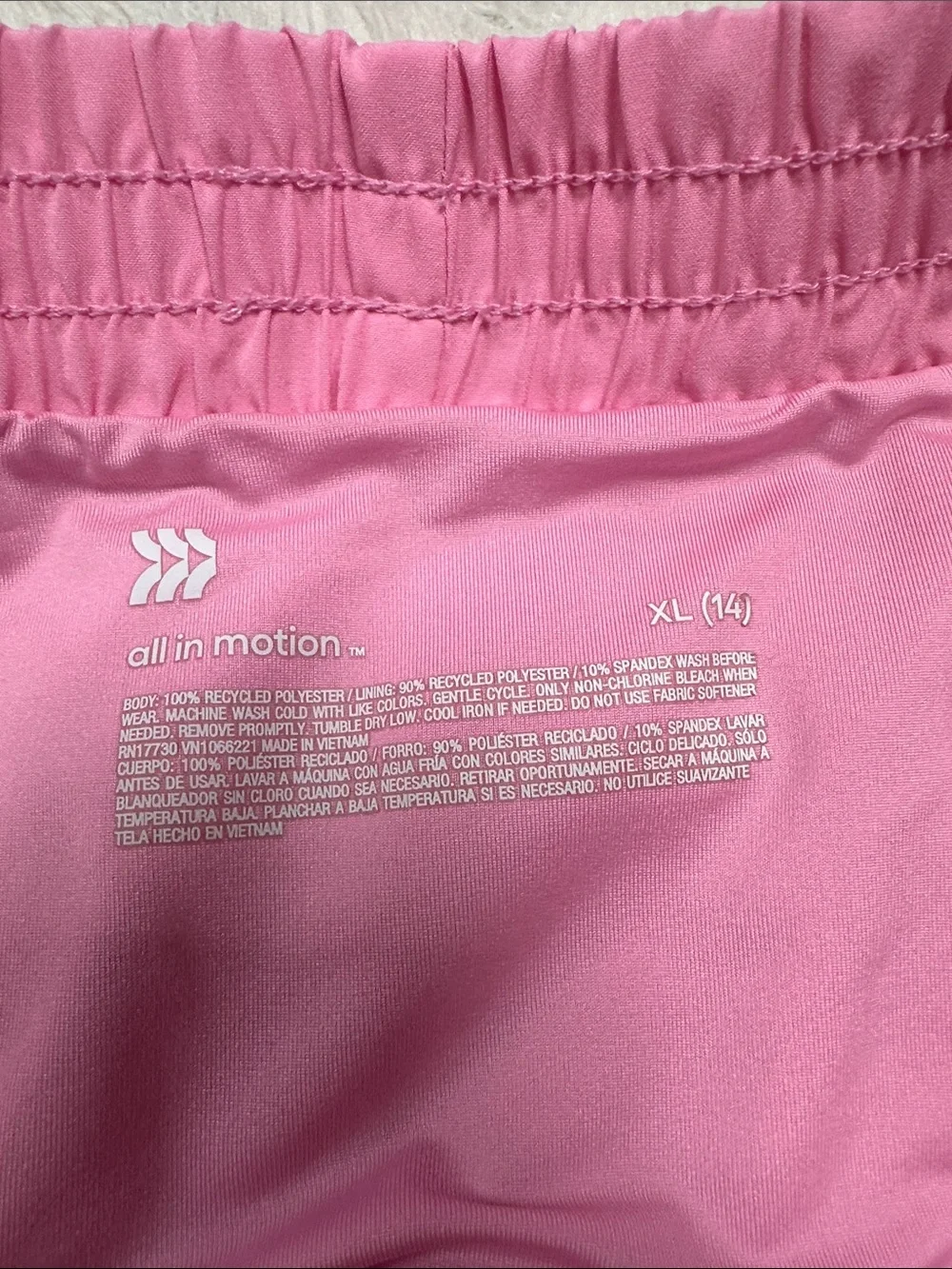 Girls All in Motion lined shorts. Pink Size XL/14.